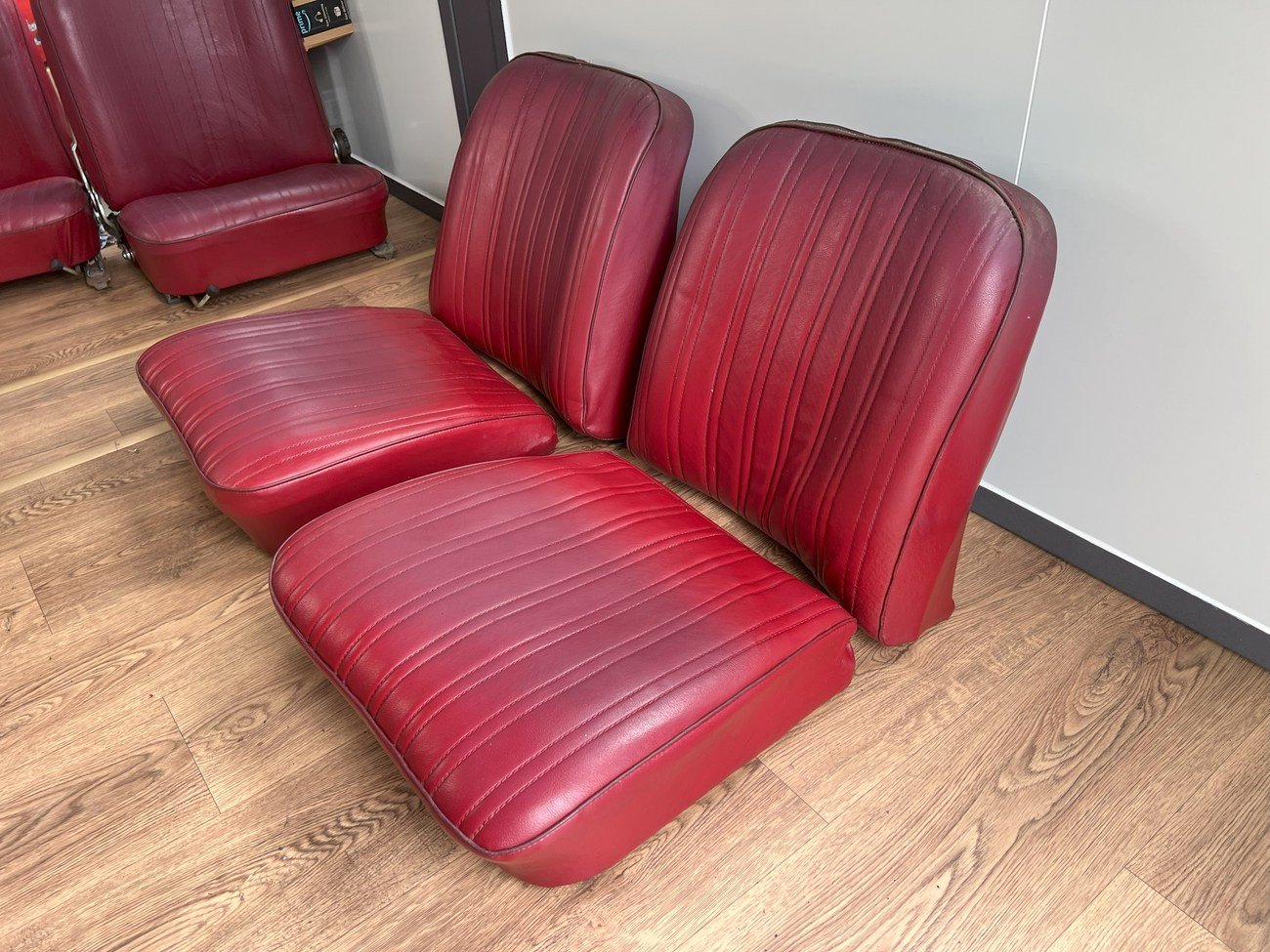 Mercedes-Benz W111/W112 Safari Seats - Image 3