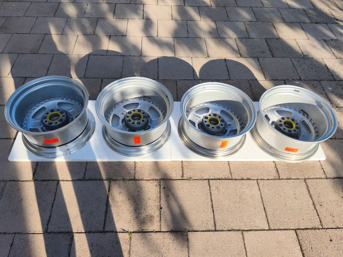 Staggered 2-Piece 17″ RH Alurad ZW2 Topline Wheels - Image 4