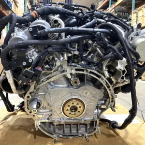 2016 Maserati Levante V6 3.0L M156E 430 HP Twin Turbo Engine 06700321700