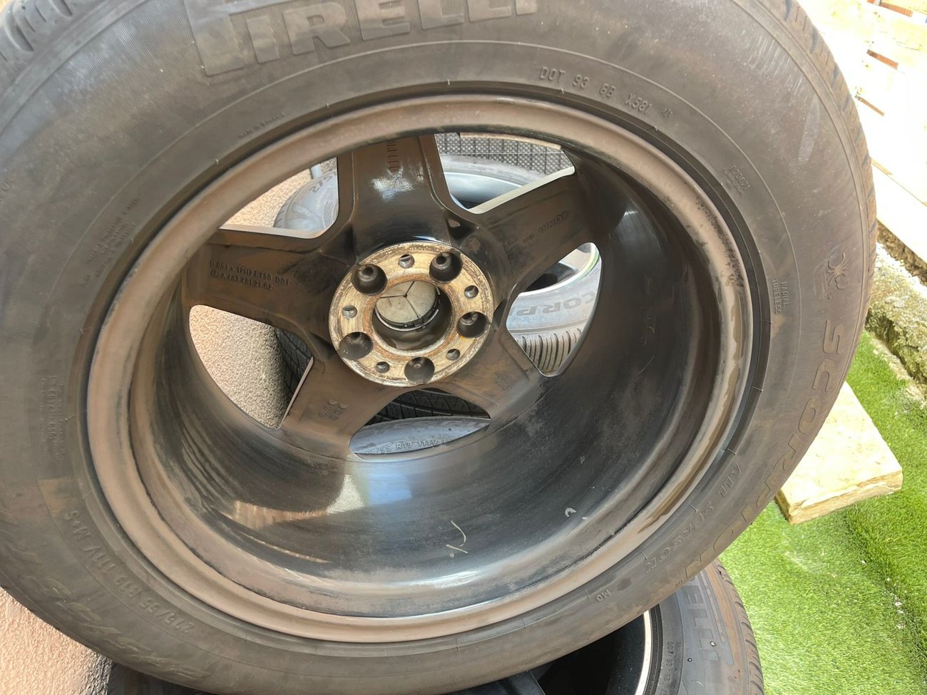 Factory 19″ AMG Wheels & Tires for W463 - Image 6