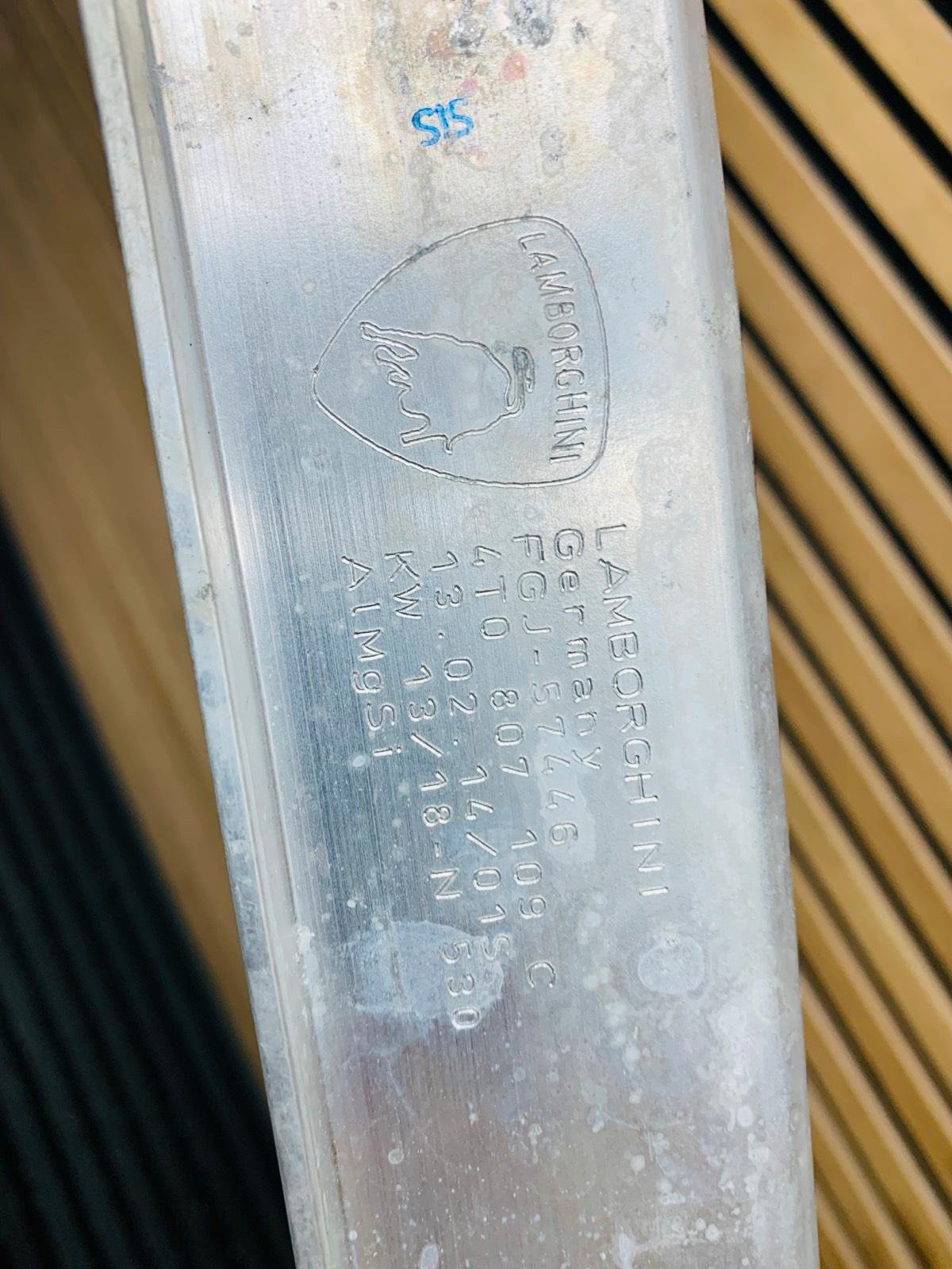 Lamborghini Huracán EVO Bonnet, Bumper, Headlights & Left Fender Package - Image 8