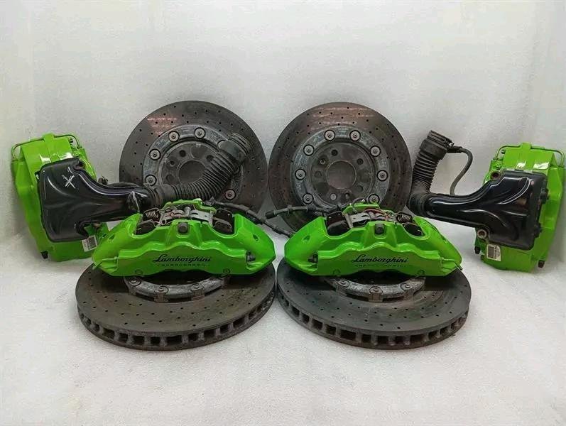Lamborghini Huracan EVO ceramic brakes