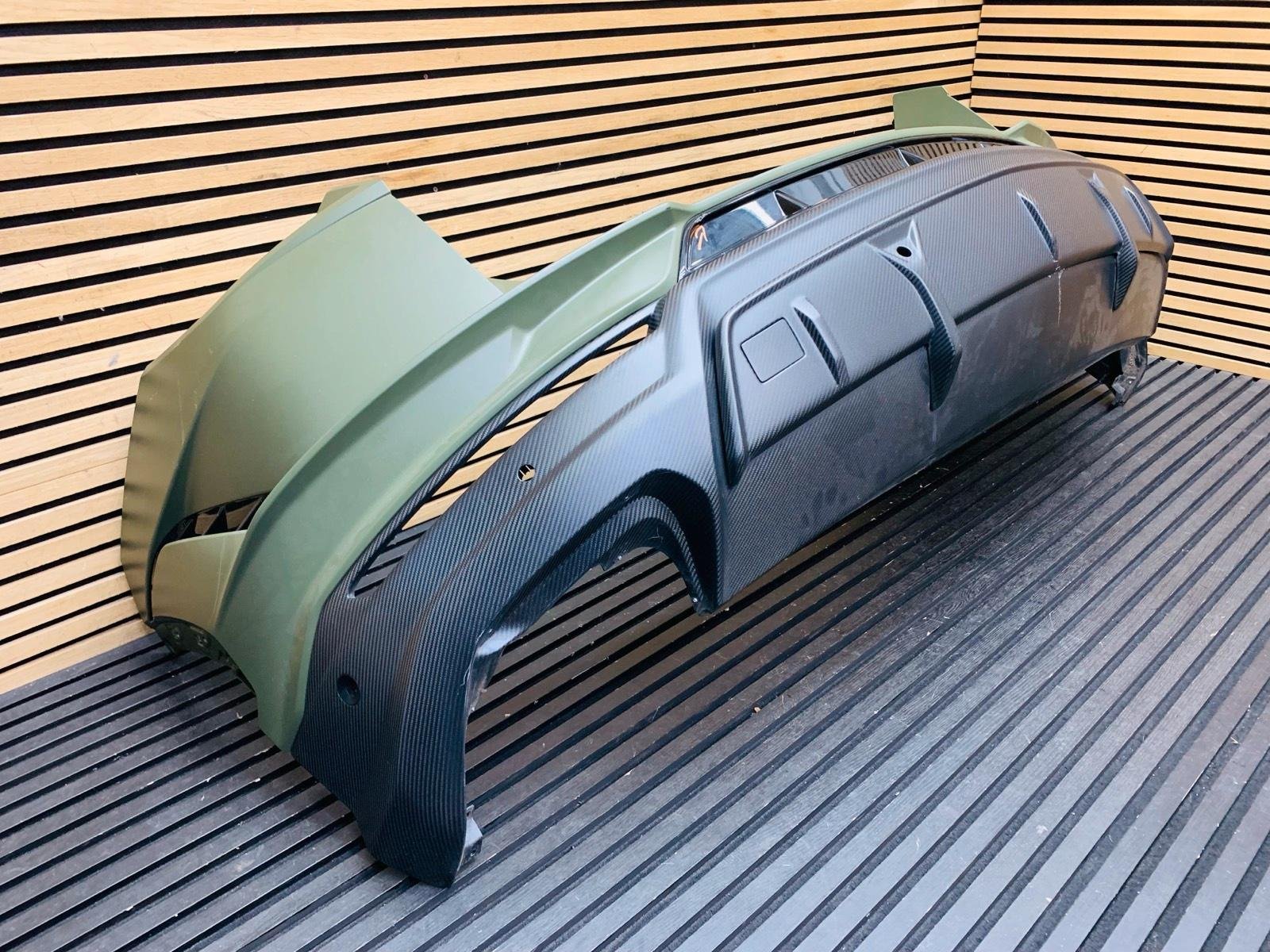 Lamborghini Urus Performante Carbon Rear Bumper - Image 3