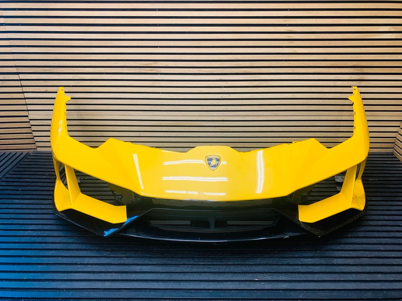 Lamborghini Huracán EVO Front Bumper - Image 18