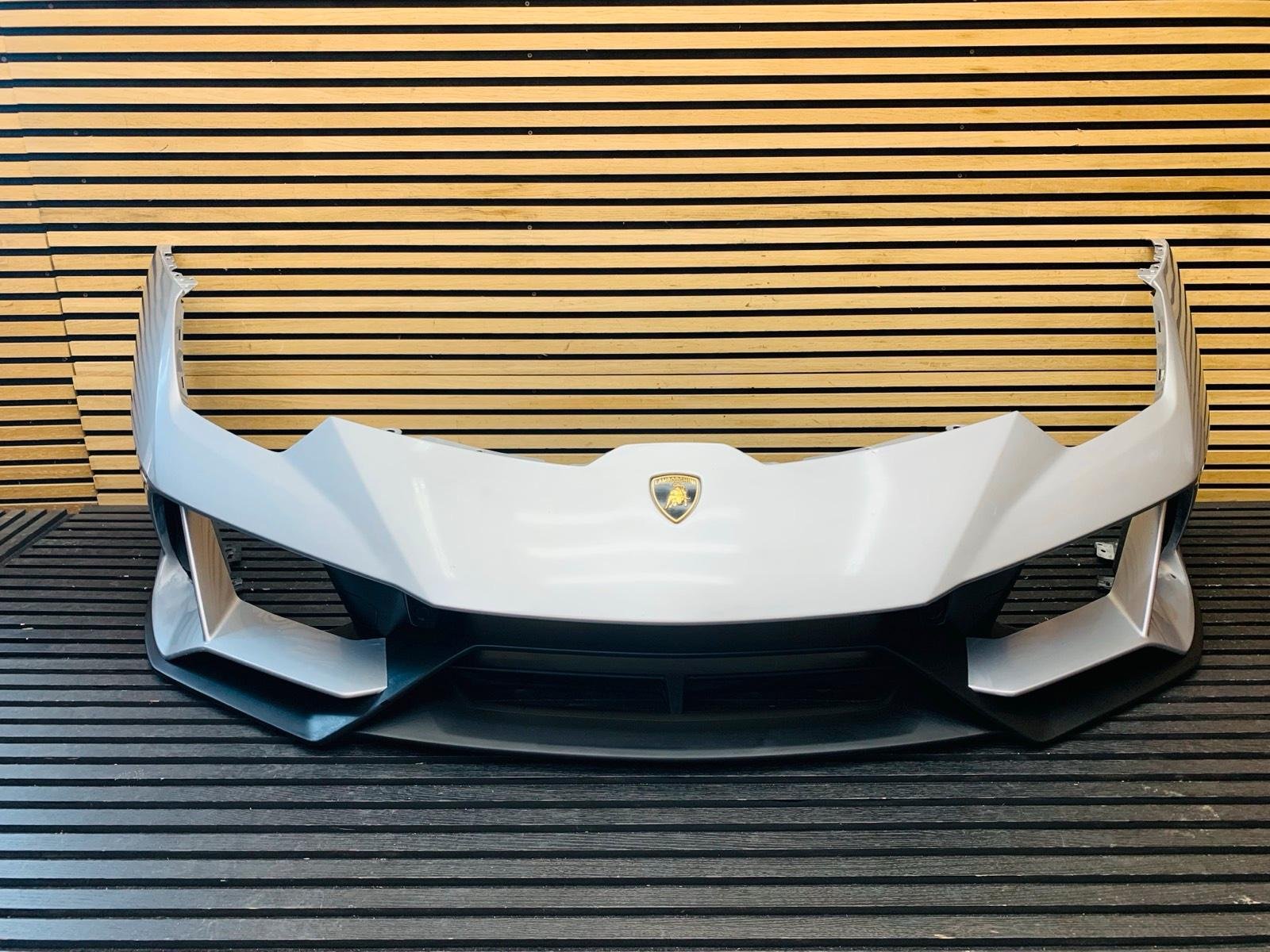 Lamborghini Huracán EVO Front Bumper - Image 17