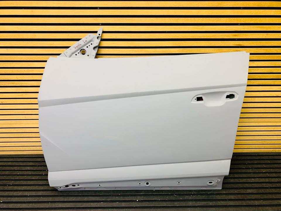 Lamborghini Urus Front Left Door - Image 2