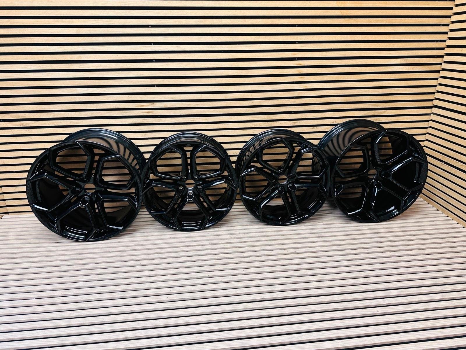 Lamborghini Aventador Alloy Wheel Set - Image 8