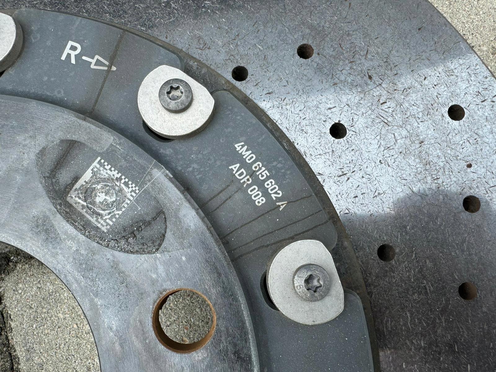 Lamborghini Urus Ceramic Brake System - Image 2