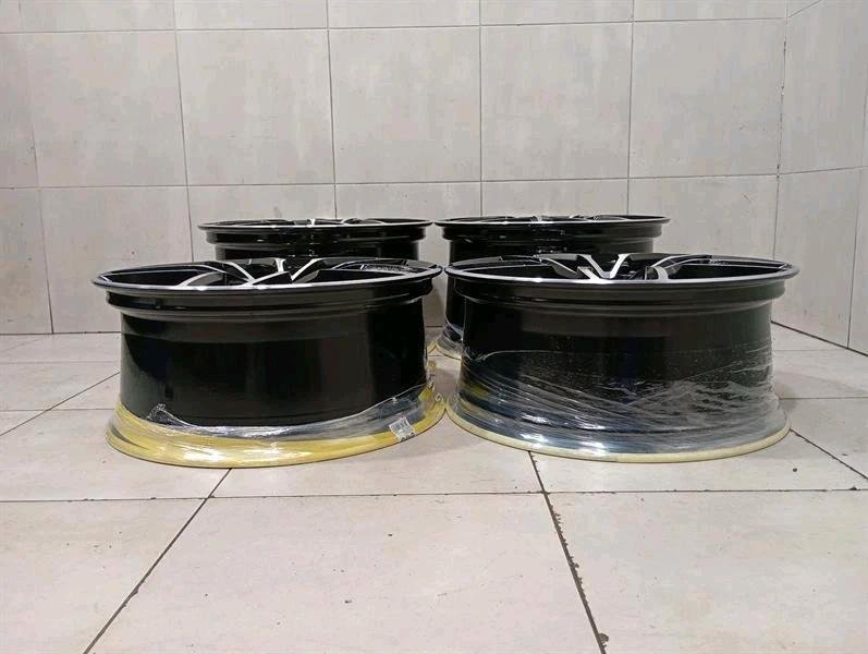 Lamborghini Huracán Performante Alloy Wheel Set - Image 11