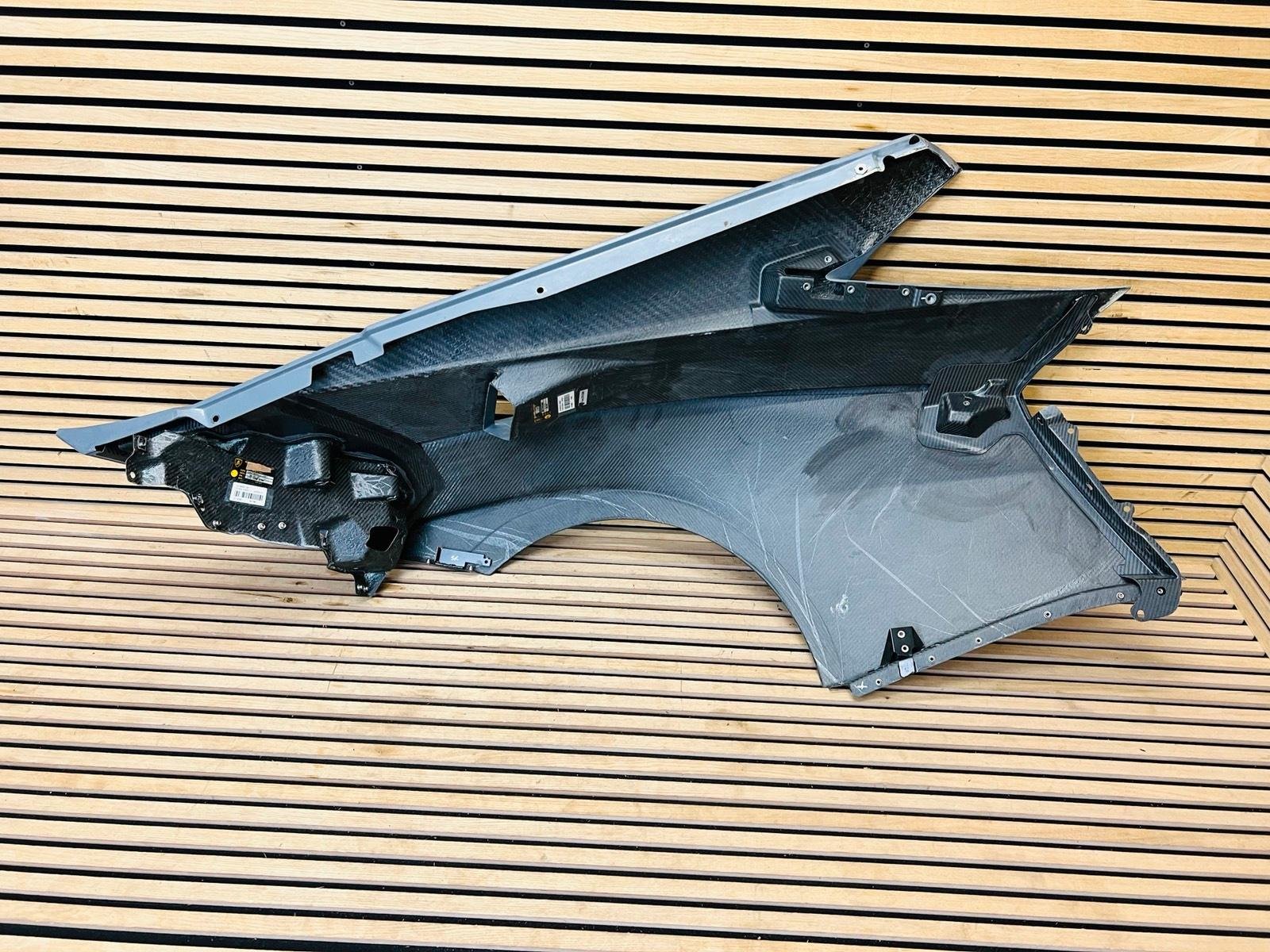 Lamborghini Huracán STO Sidewall Fender Carbon - Image 4