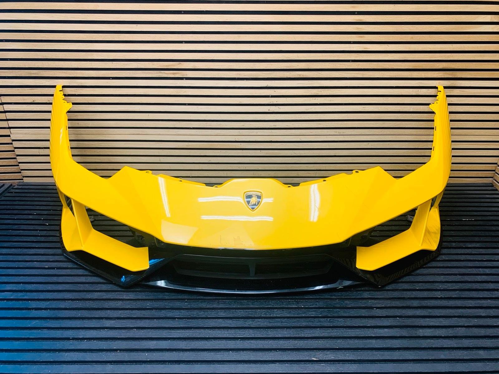 Lamborghini Huracán EVO Front Bumper - Image 13