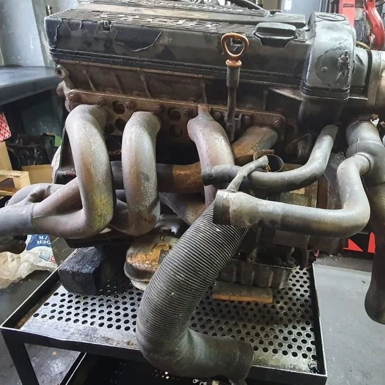 OEM Mercedes-Benz 190E 2.5L 16V W201 / M201 AMG Engine - Image 3
