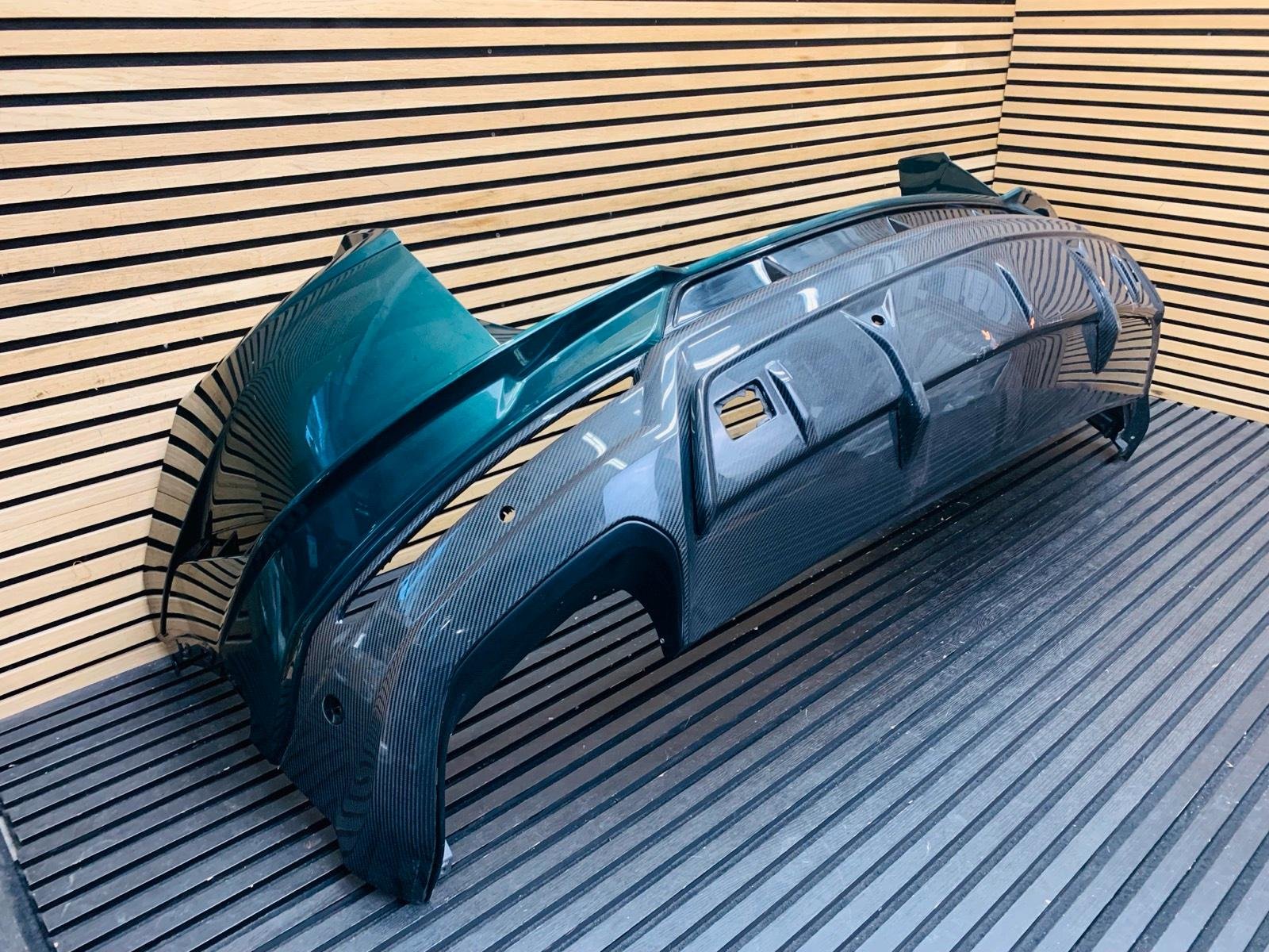 Lamborghini Urus Performante Carbon Rear Bumper - Image 3