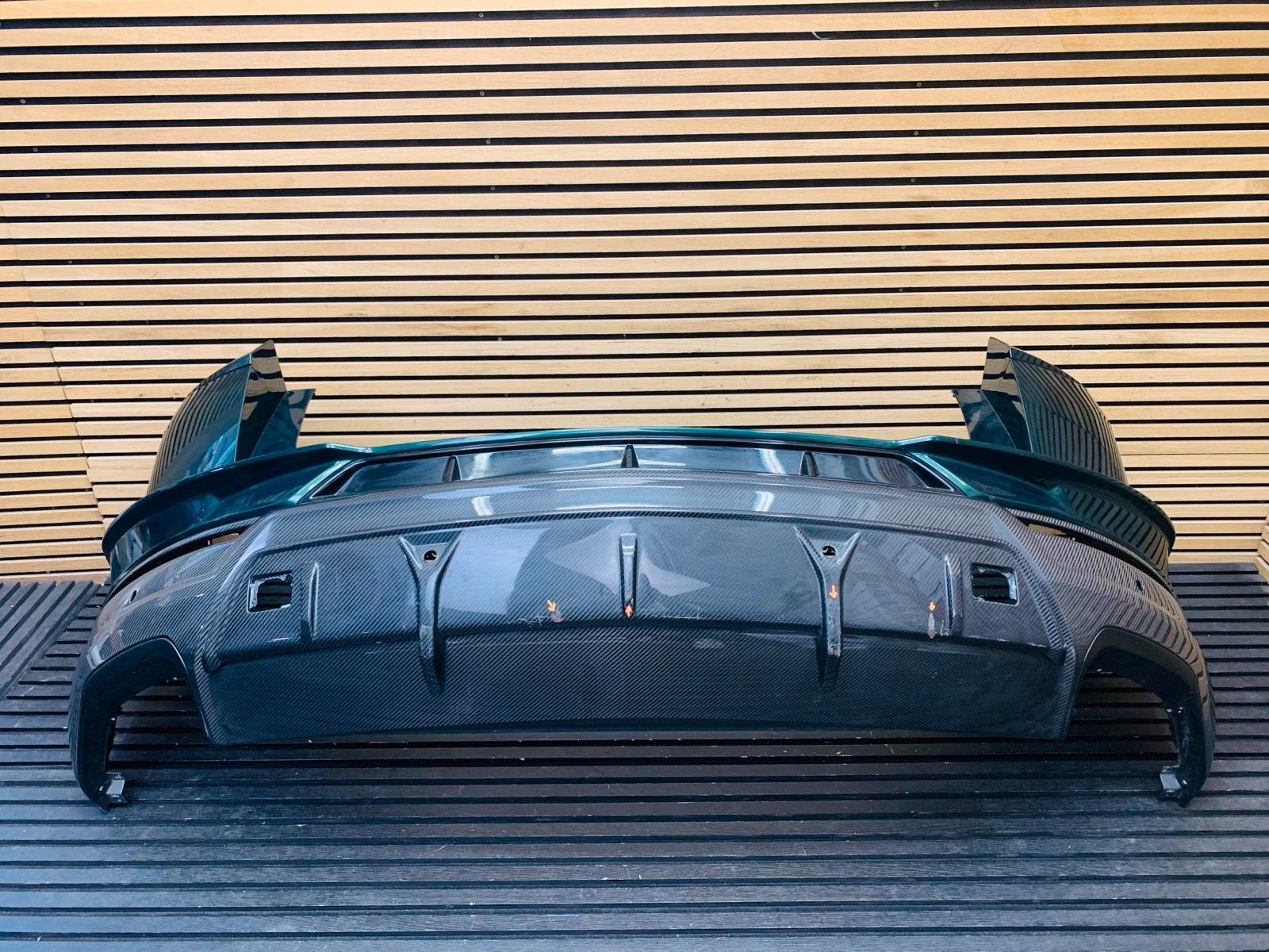 Lamborghini Urus Performante Carbon Rear Bumper - Image 2