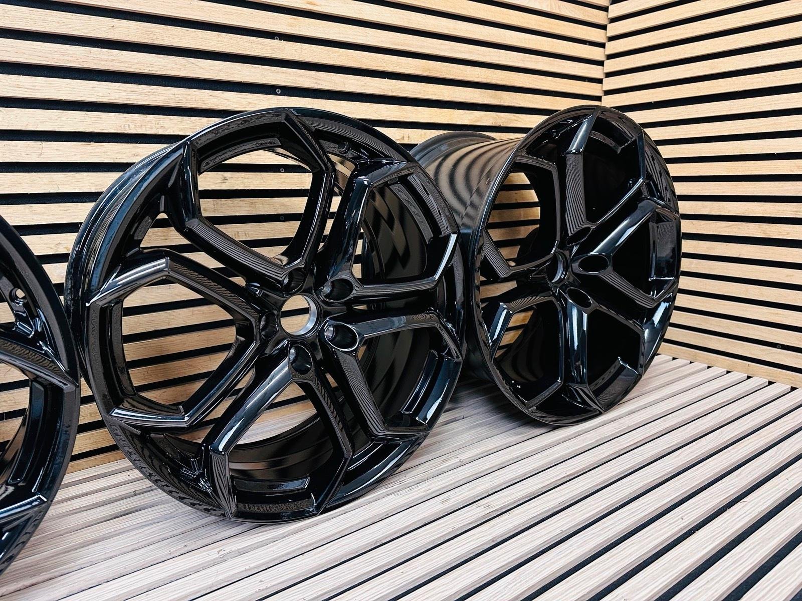 Lamborghini Aventador Alloy Wheel Set - Image 2