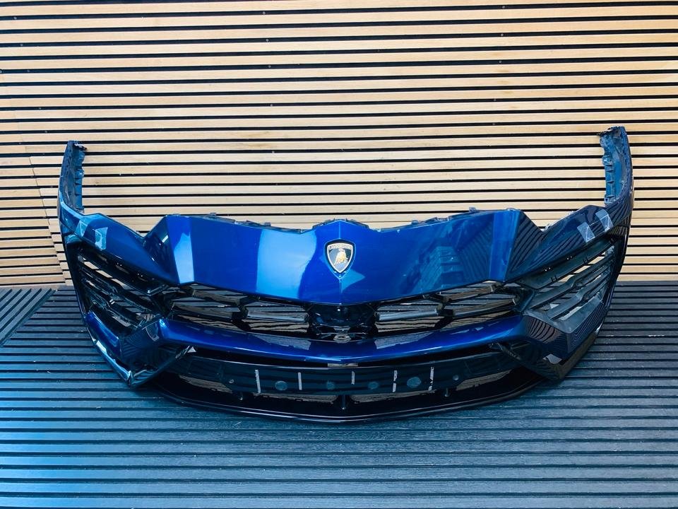 Lamborghini Urus Front Bumper - Image 4