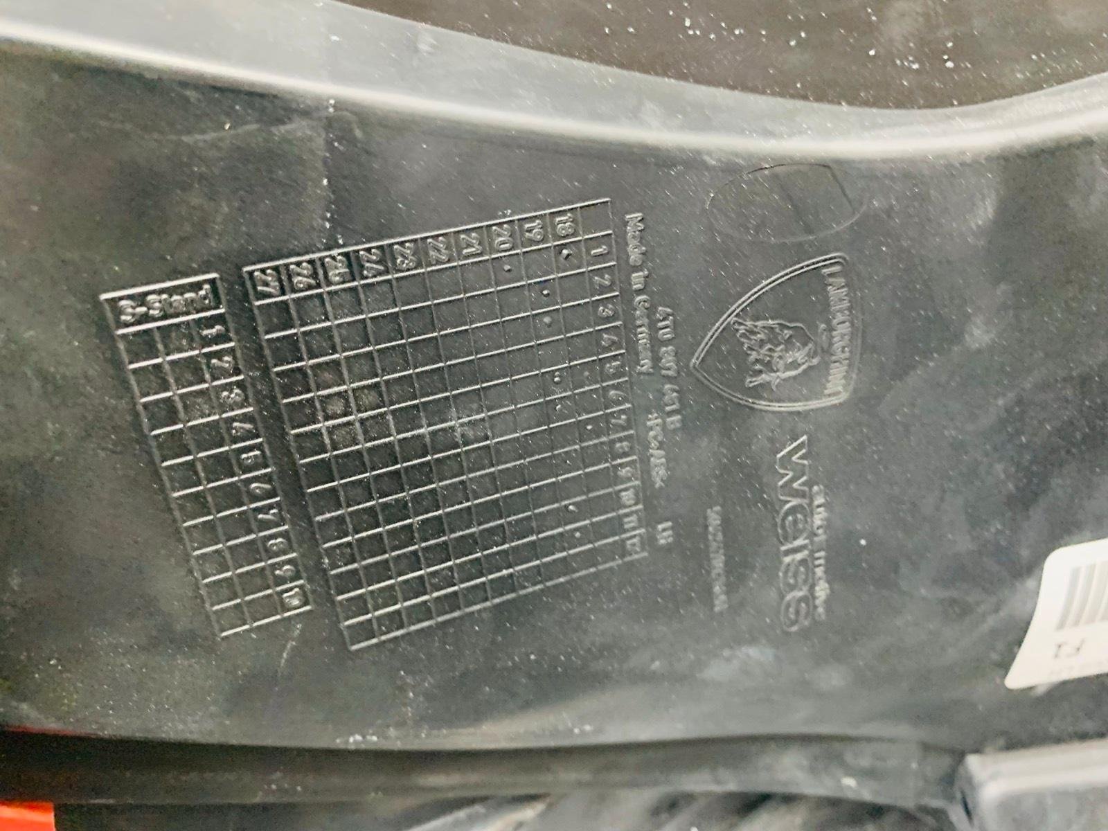 Lamborghini Huracán EVO Front Bumper - Image 11