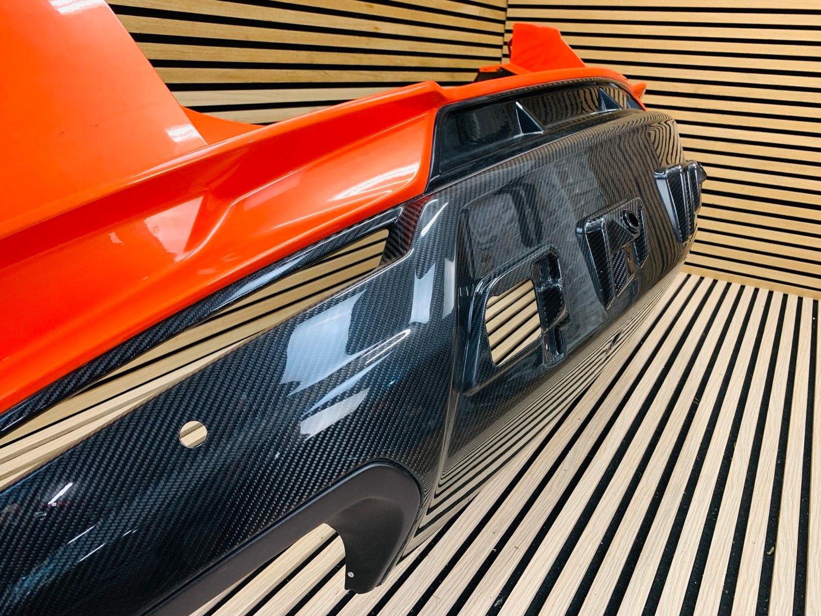 Lamborghini Urus Performante Rear Bumper Carbon Diffuser - Image 8