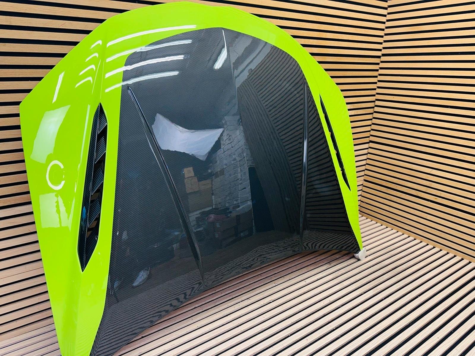 Lamborghini Urus Performante Carbon Hood - Image 7