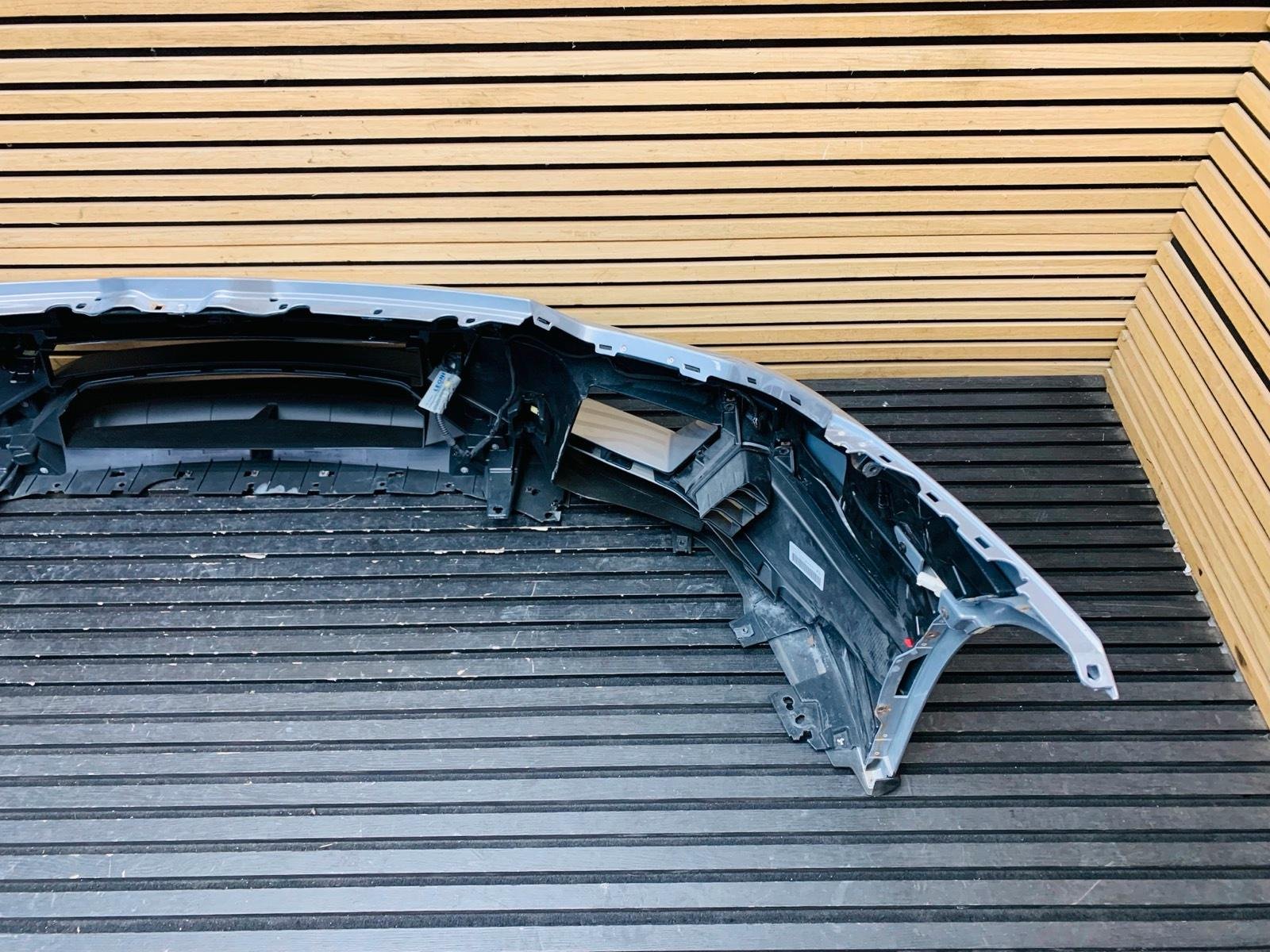 Lamborghini Huracán EVO Bonnet, Bumper, Headlights & Left Fender Package - Image 9