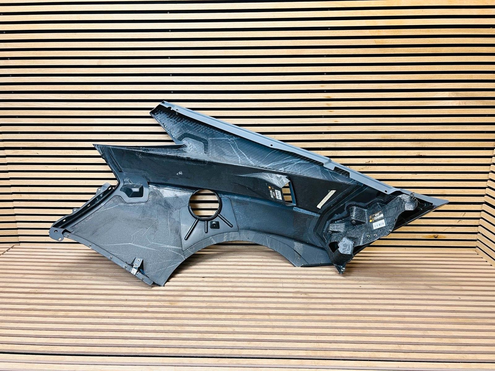 Lamborghini Huracán STO Sidewall Fender Carbon - Image 7