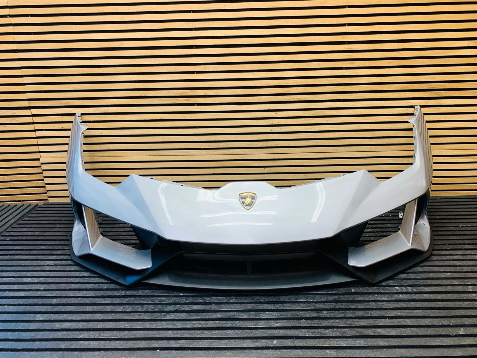 Lamborghini Huracán EVO Bonnet, Bumper, Headlights & Left Fender Package - Image 17