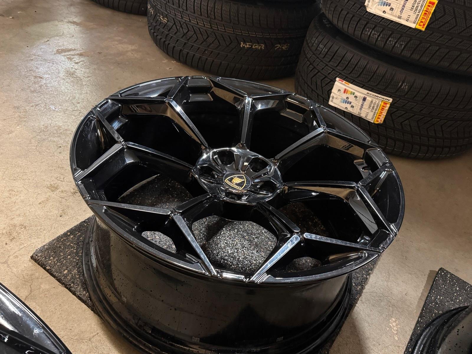 Lamborghini Urus Performante Wheels - Image 8