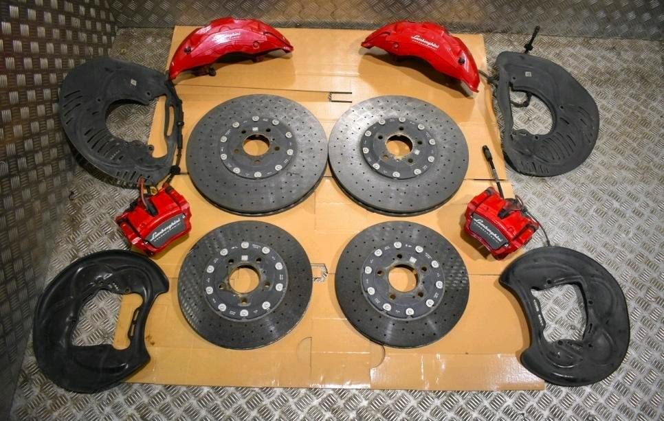 Lamborghini Urus Ceramic Brake System