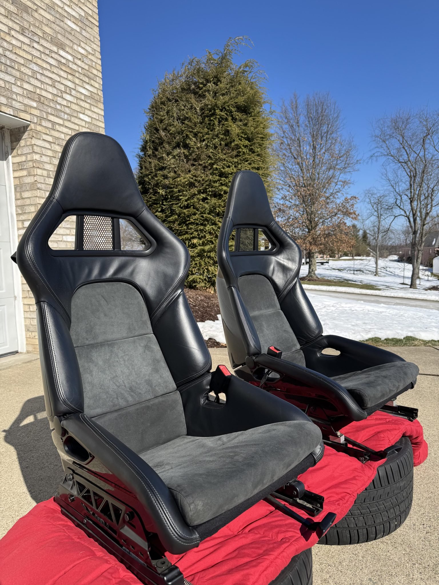 Porsche 997 Sport Bucket Seats - Image 8