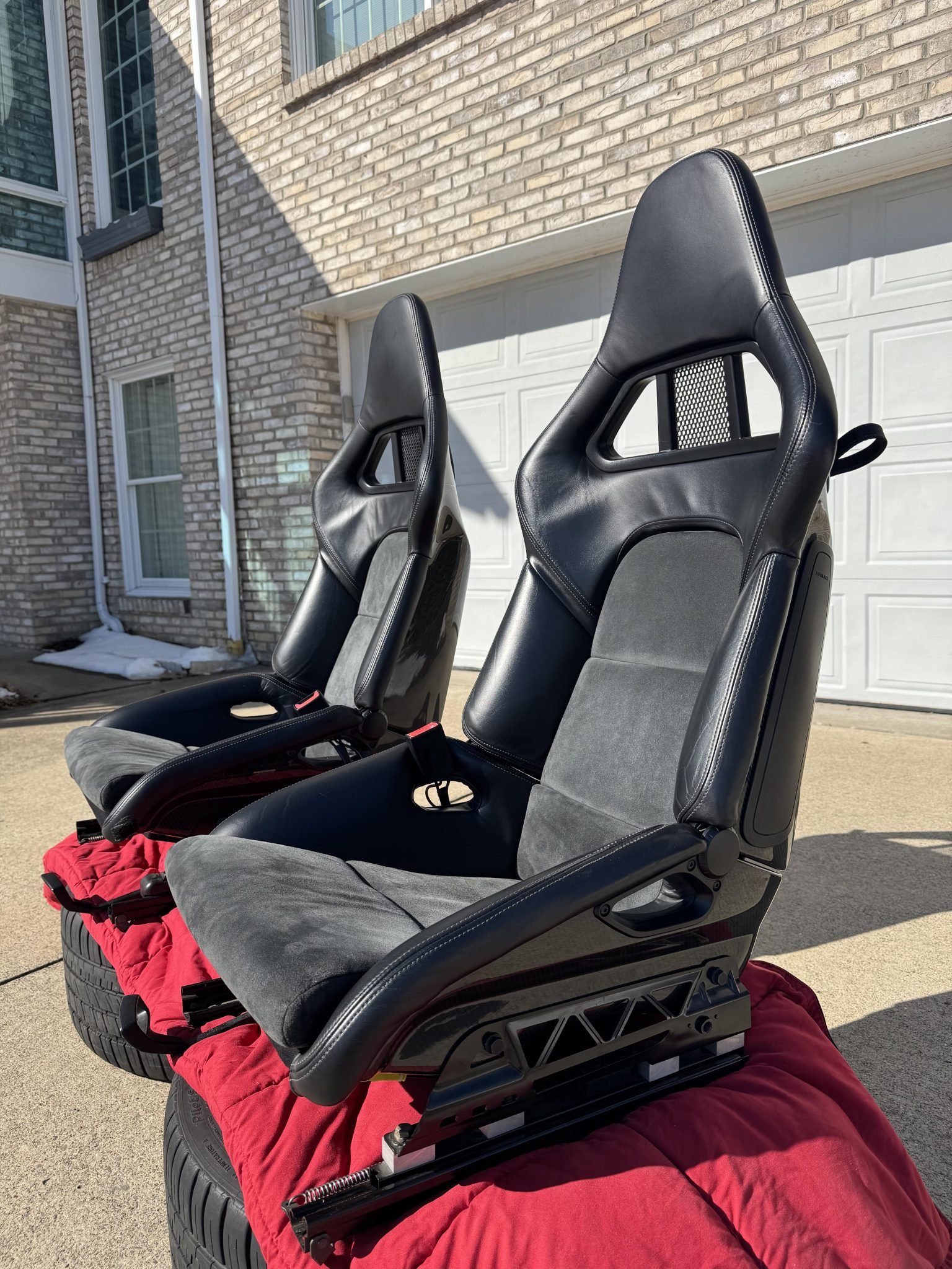 Porsche 997 Sport Bucket Seats - Image 6