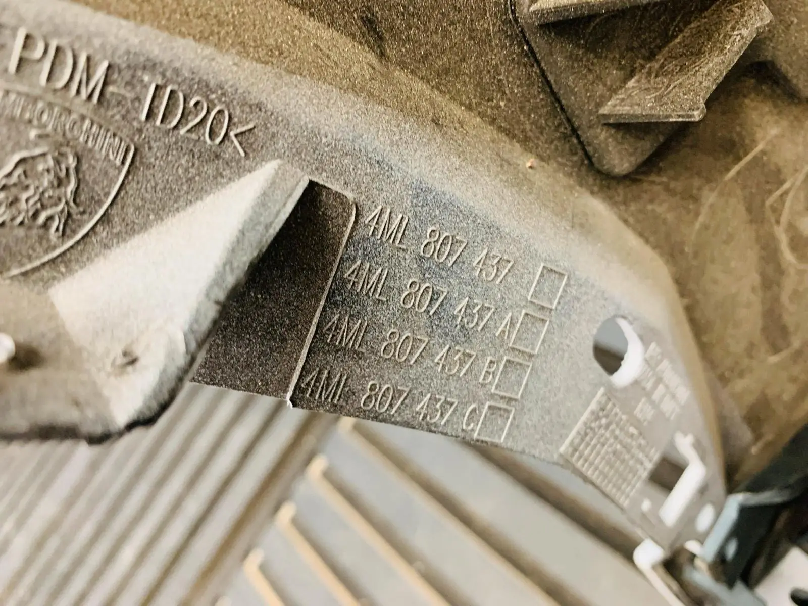 Lamborghini Urus Front Bumper – OEM Replacement (Part Number: 4ML807437) - Image 13