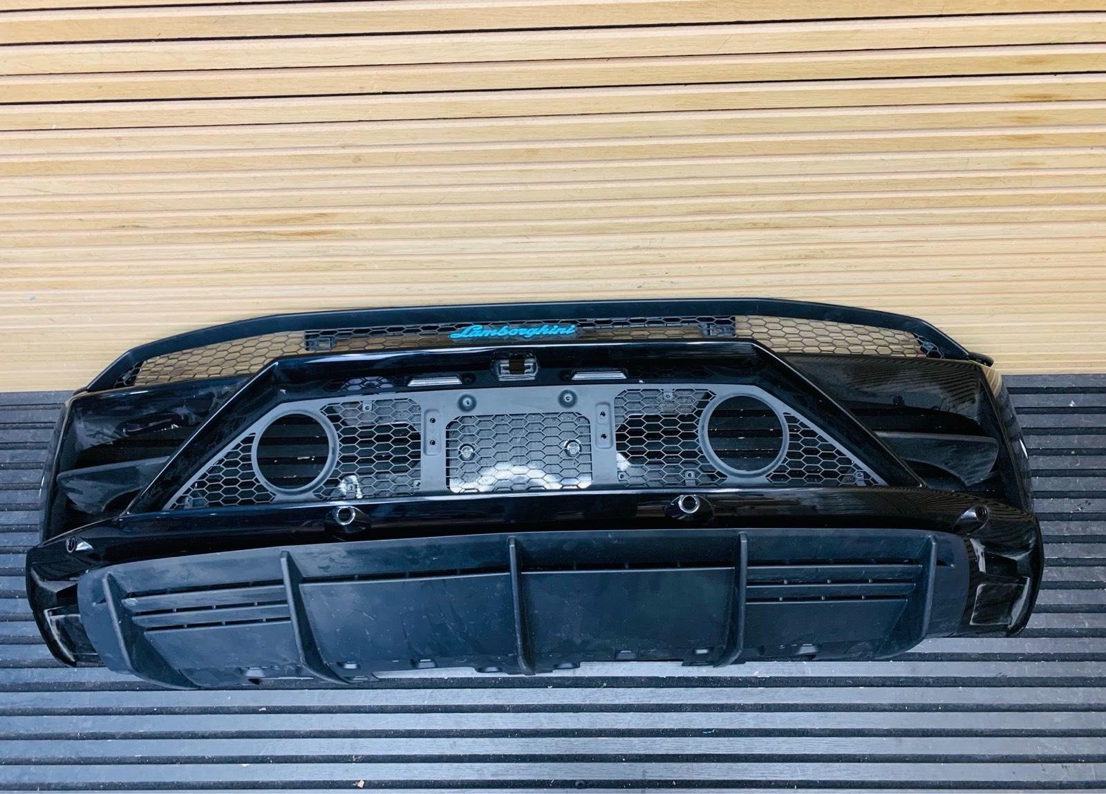 Lamborghini Huracán EVO Rear Bumper - Image 3