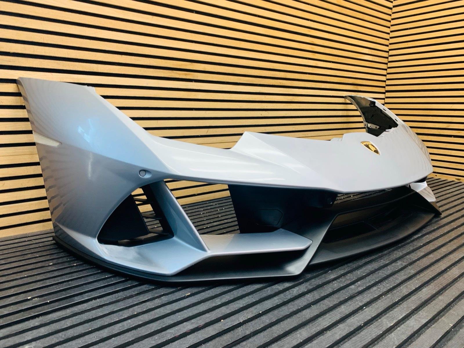 Lamborghini Huracán EVO Front Bumper - Image 15