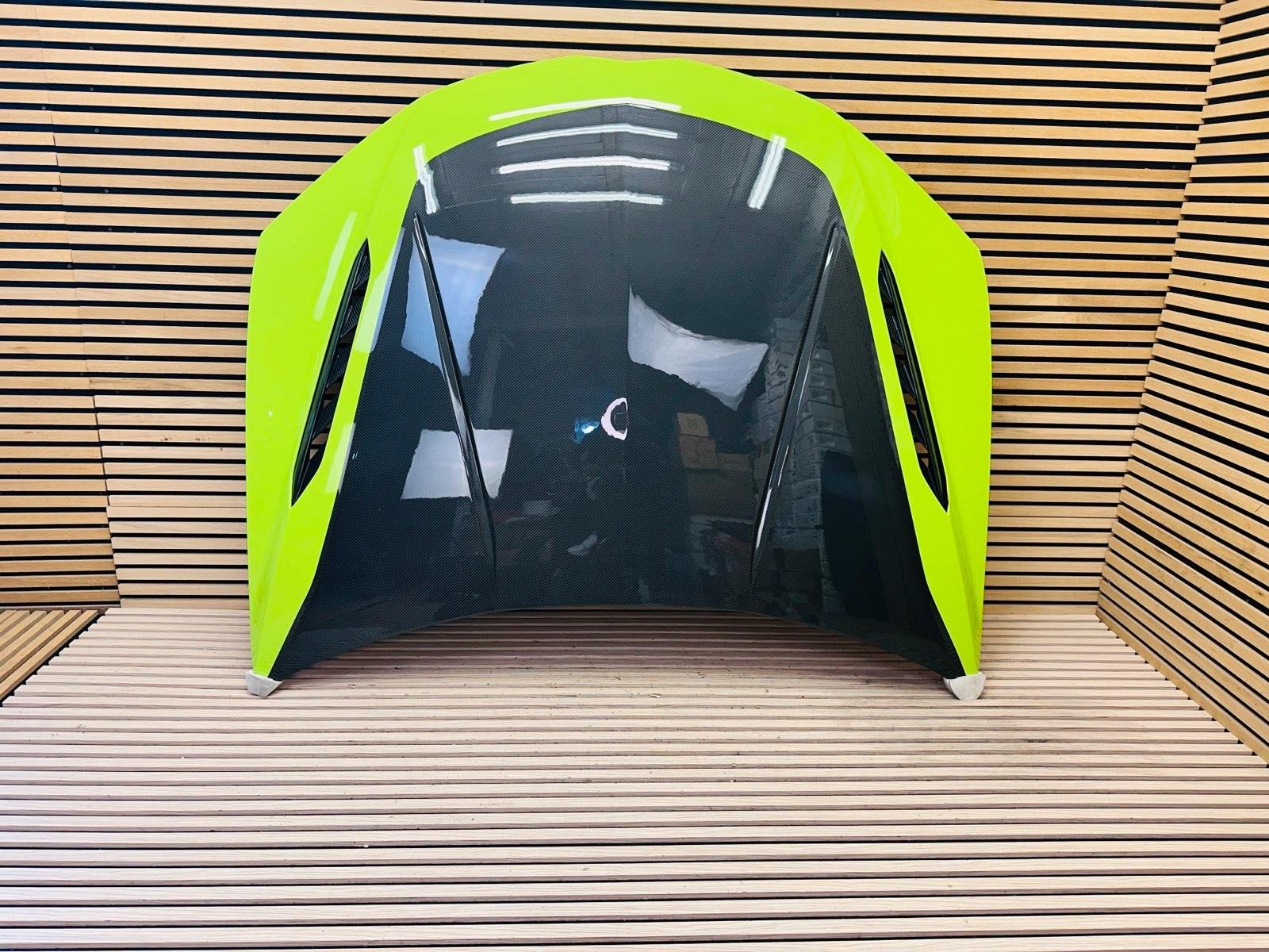 Lamborghini Urus Performante Carbon Hood - Image 8