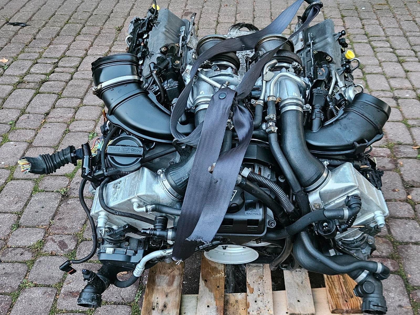 BMW N63B44A 4.4-liter V8 engine - Image 9
