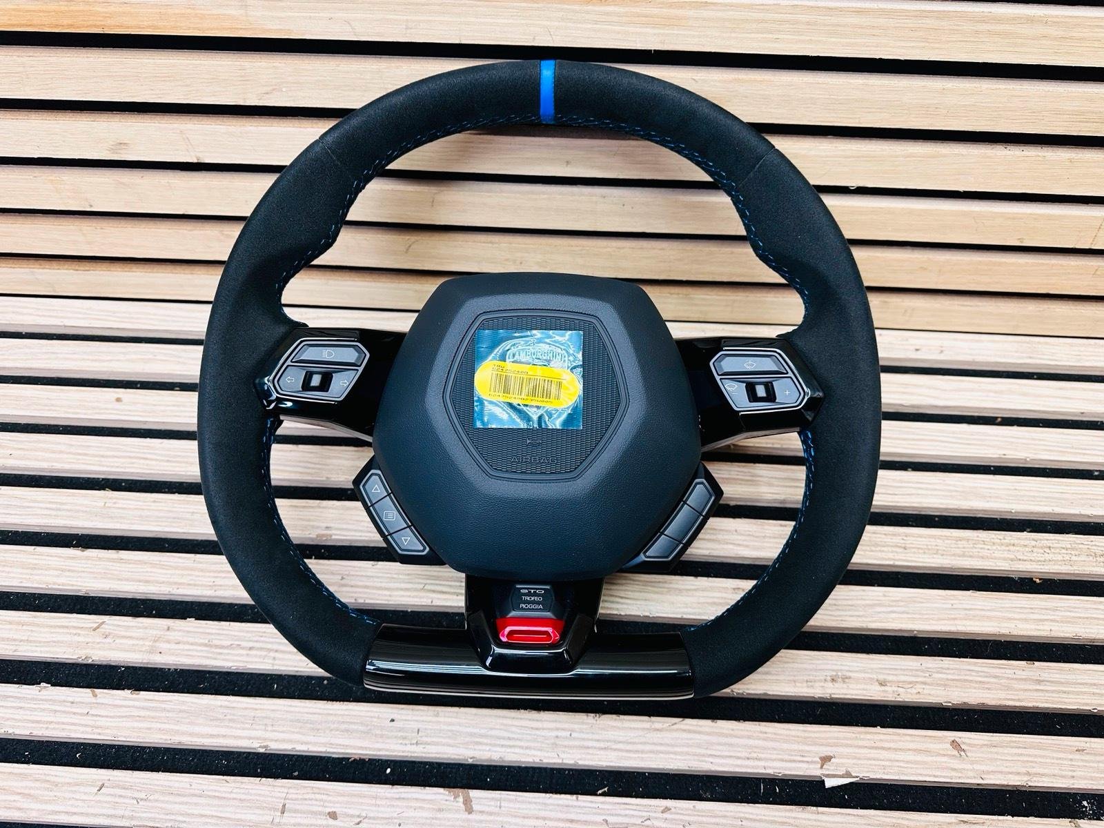 Lamborghini Huracán STO Steering Wheel