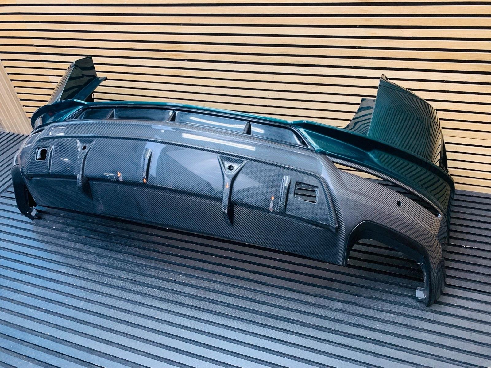 Lamborghini Urus Performante Carbon Rear Bumper - Image 4