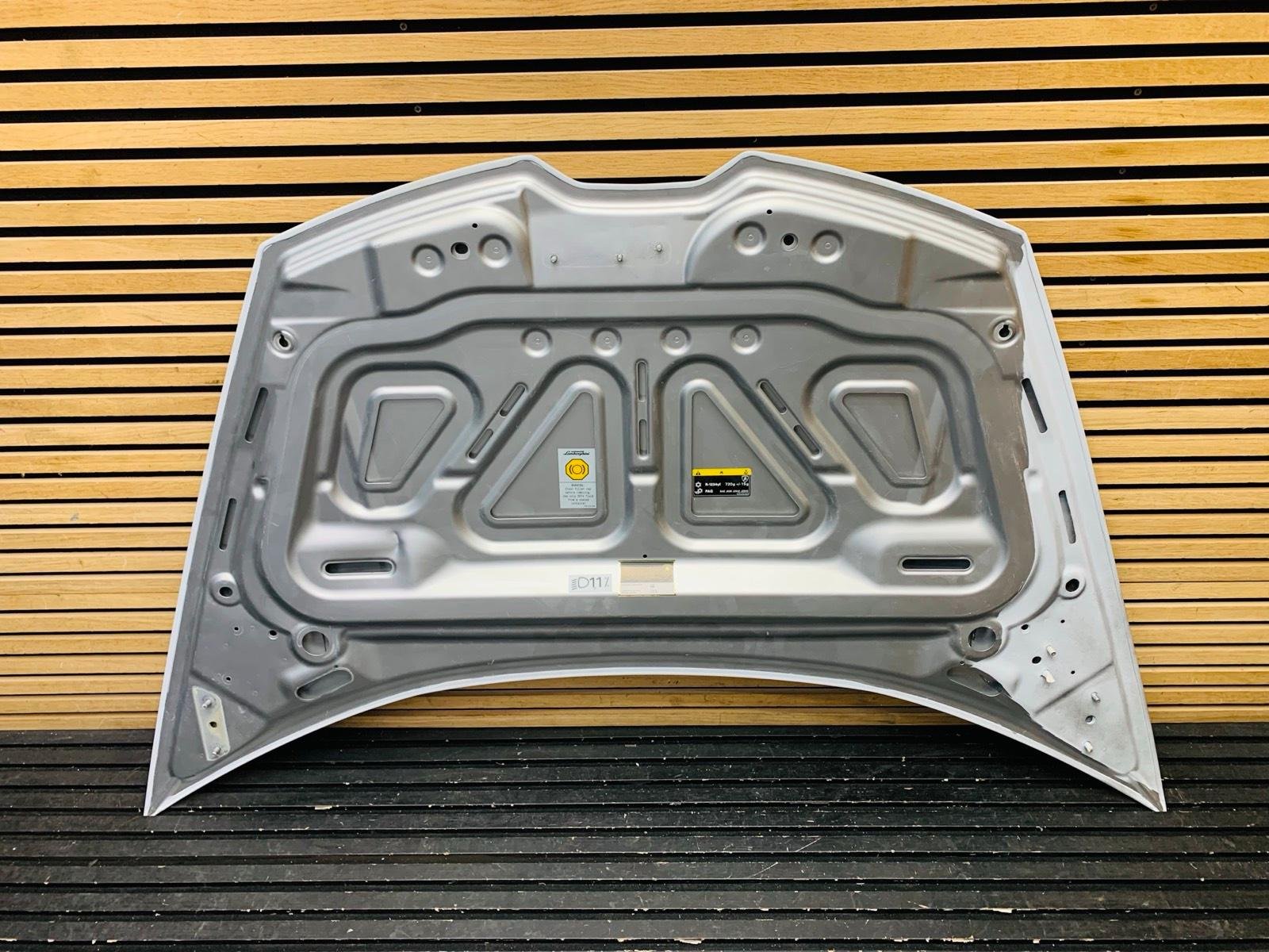 Lamborghini Huracán EVO Bonnet, Bumper, Headlights & Left Fender Package - Image 19