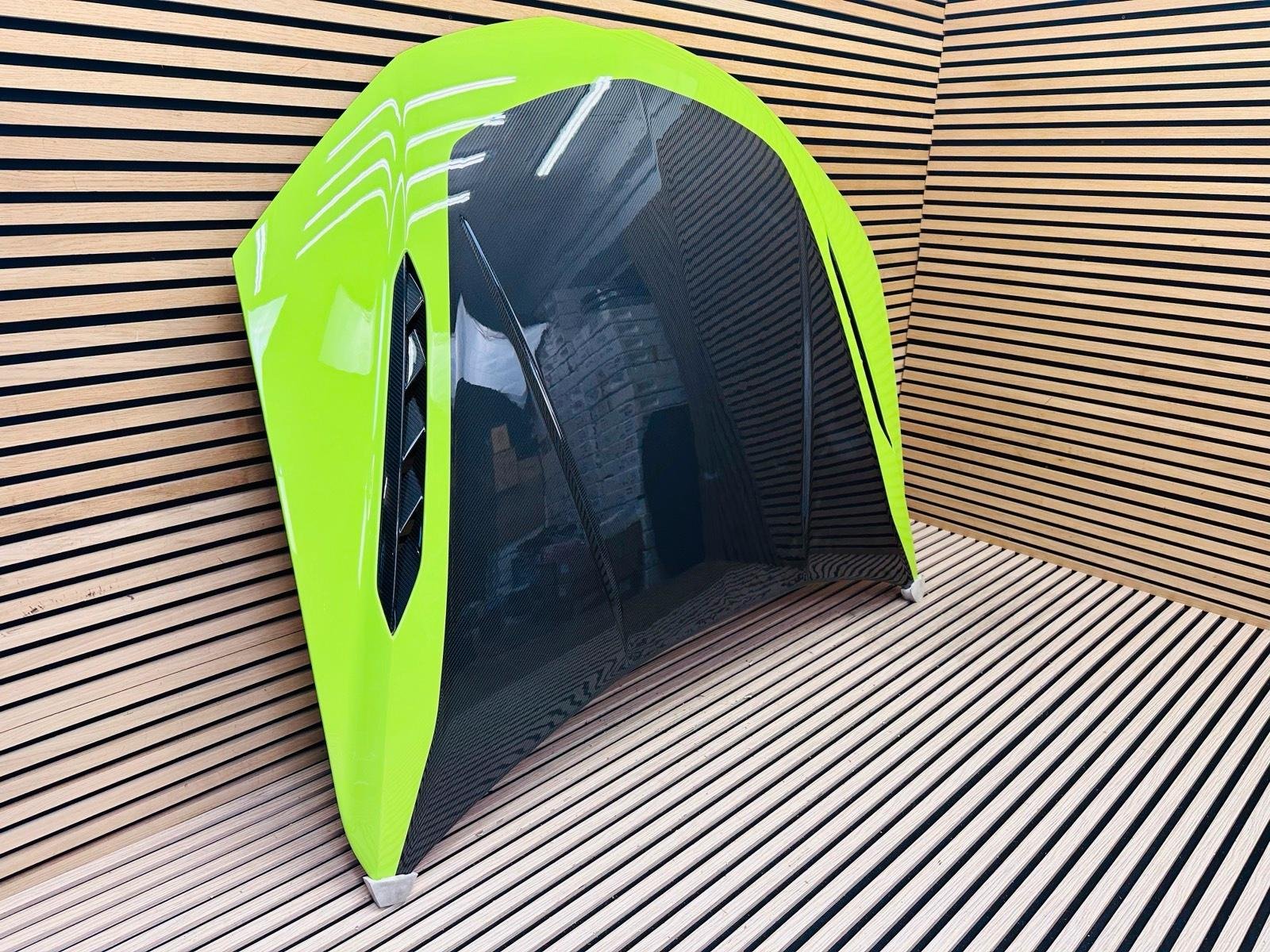 Lamborghini Urus Performante Carbon Hood - Image 6