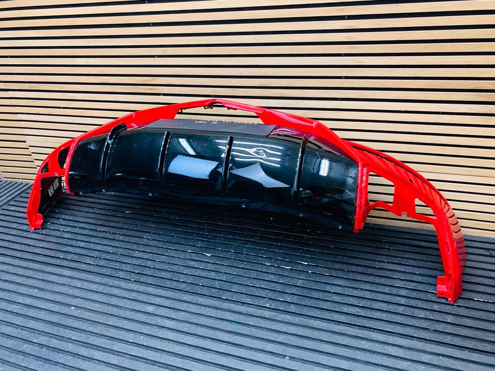 Lamborghini Urus SE Rear Bumper - Image 9