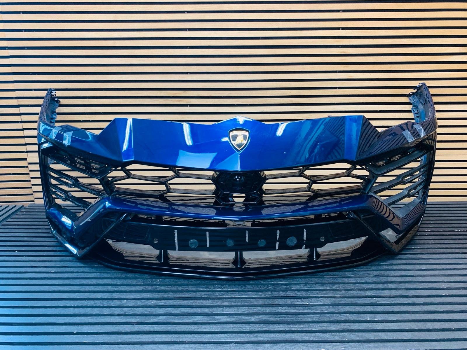 Lamborghini Urus Front Bumper - Image 14