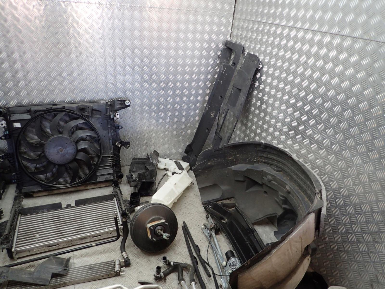 Mercedes X350 / X470 Complete Front Body Kit - Image 4