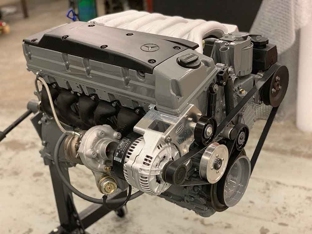 OM606 High-Performance Turbo Diesel Engine