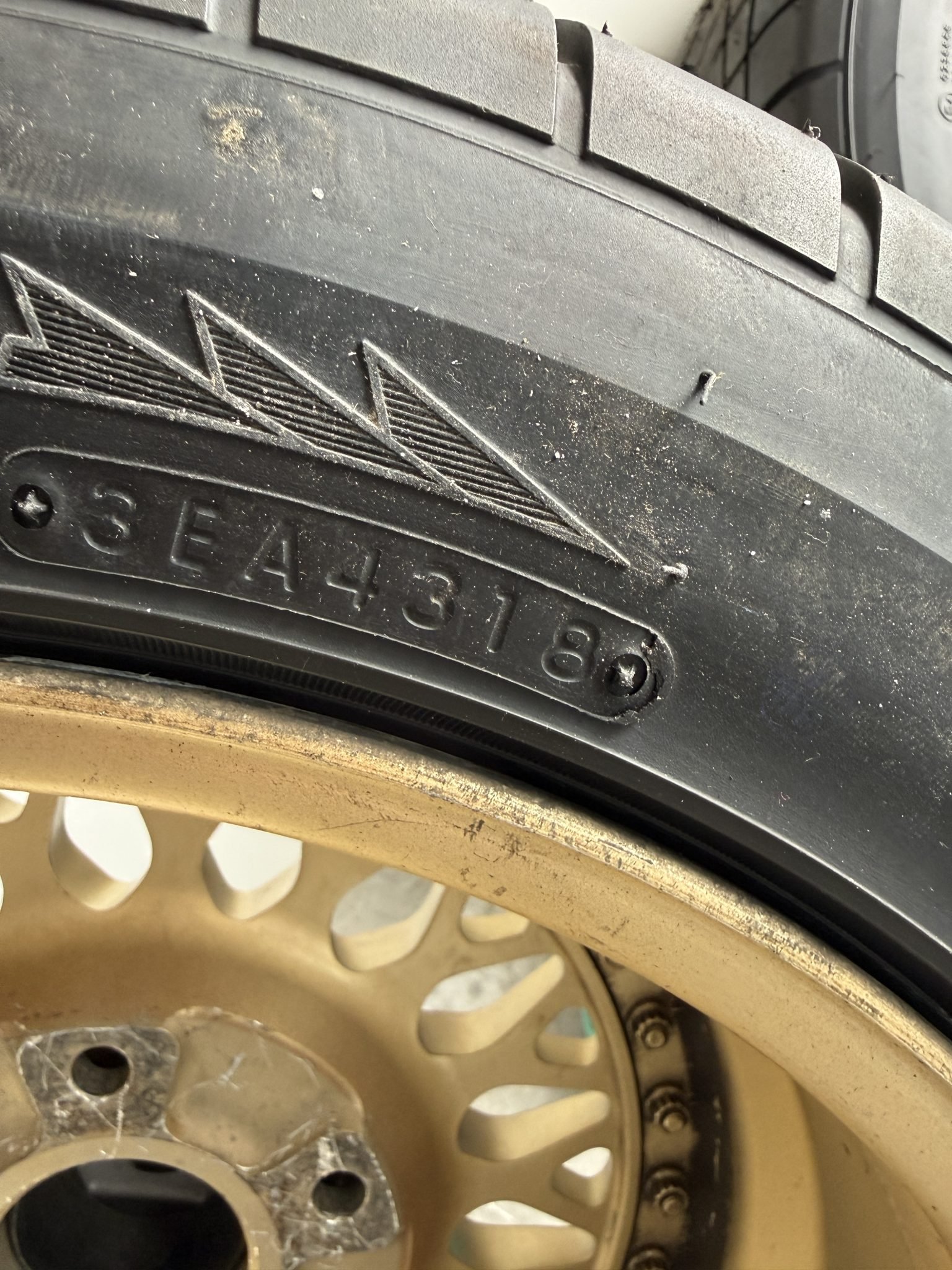 16×7″ and 16×8″ BBS RS Wheels for Porsche - Image 3