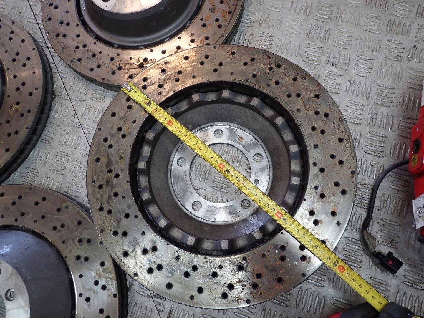 Porsche 911/992 Turbo S Ceramic Brake System - Image 7